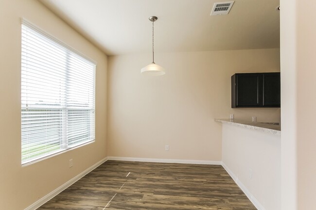 Foto del edificio - 12047 Pia Drive