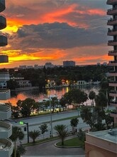 Building Photo - 5161 Collins Ave