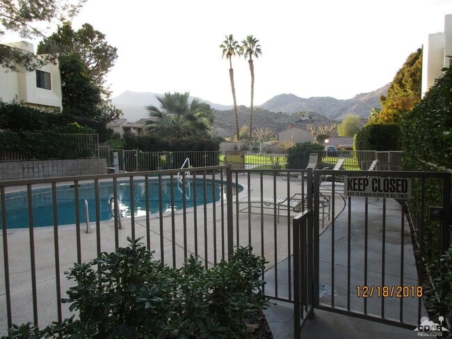 Building Photo - 48728 Desert Flower Dr