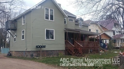 Primary Photo - Walking distance to Parks and Bakery!