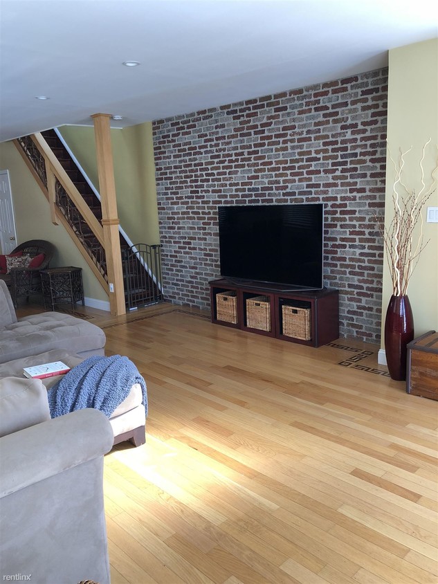 Foto principal - 6917 68th St