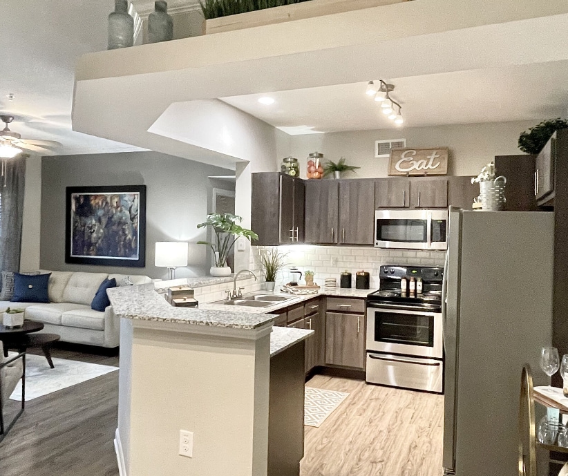 Foto principal - 1766 S Park View Dr