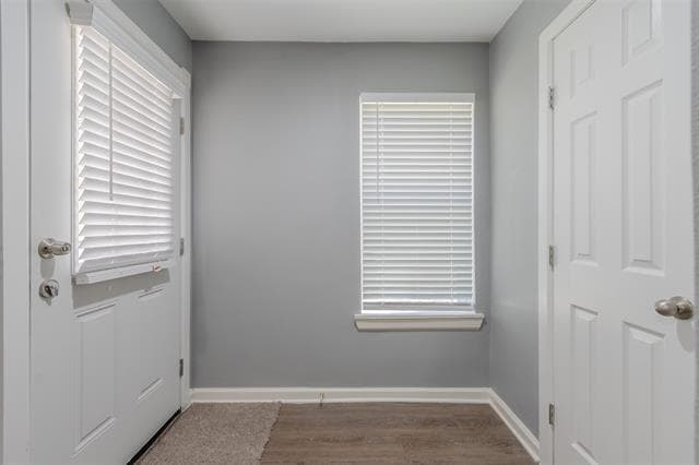 Building Photo - 605 Lloyd