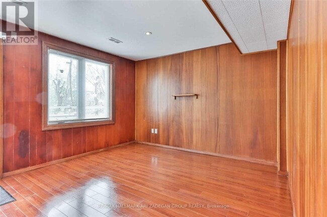 Building Photo - 231 Goulding Ave