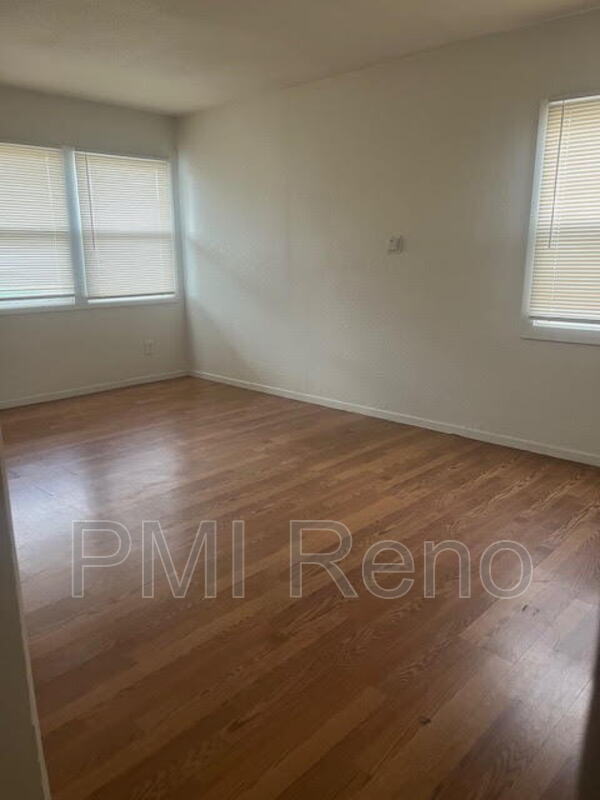 Foto del edificio - 356 Gould St