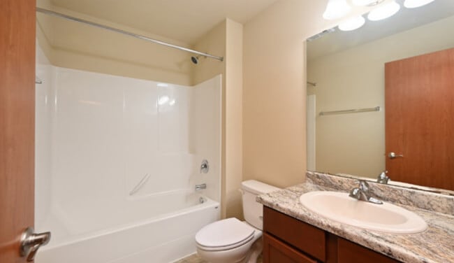Building Photo - Ambaum Place