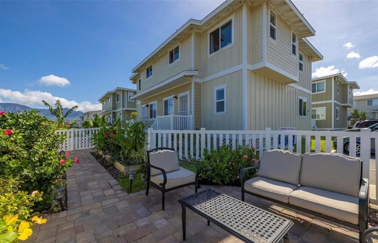 Primary Photo - Hidden Oasis in Waianae! Upgraded and Quiet!