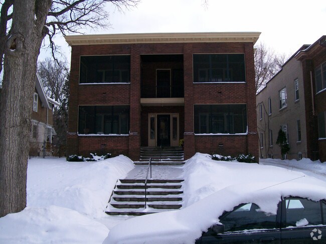 Building Photo - 51 Melbourne Ave SE