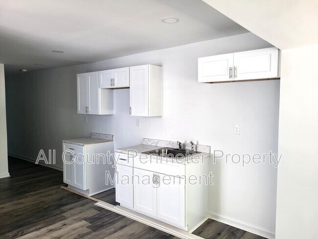 Foto del edificio - 1154 Windsor St SW