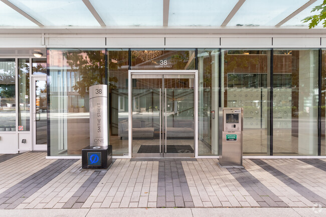 Residential Entrance - One Pacific