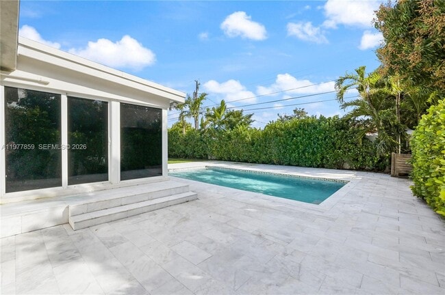 Foto del edificio - 7750 SW 16th St