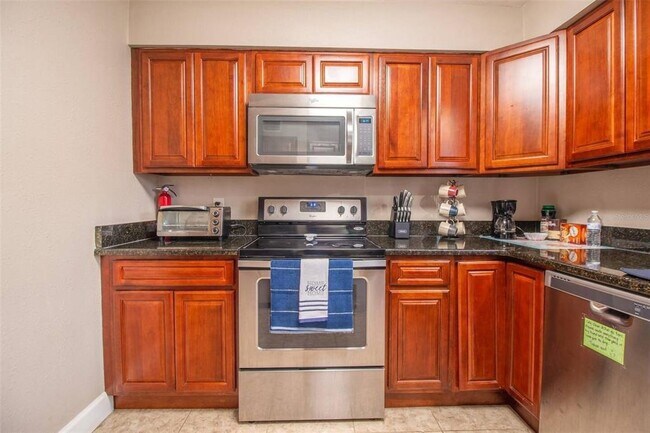Foto del edificio - 1245 CATALPA Ln