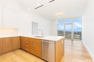 Building Photo - 629 Ke’eaumoku St