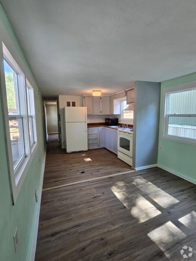 Building Photo - 13105 CO-65