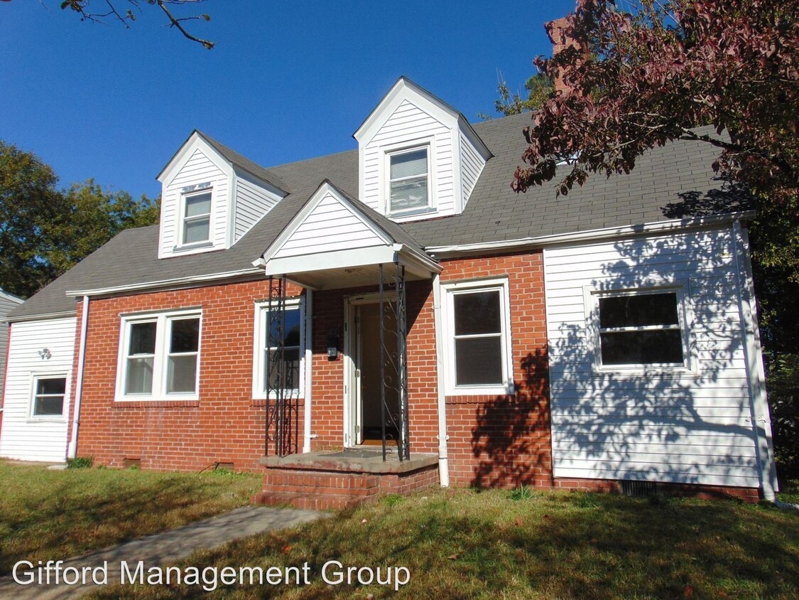 Primary Photo - 944 Norview Ave