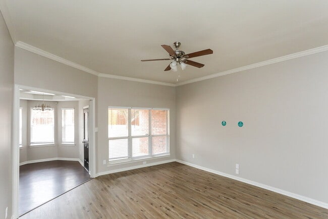 Foto del edificio - 211 Brookhaven Cir