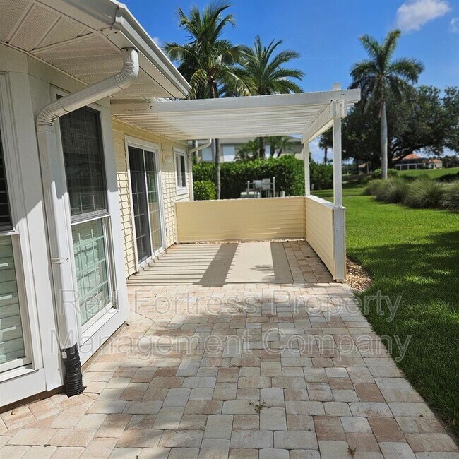 Foto del edificio - 14592 Sagamore Ct