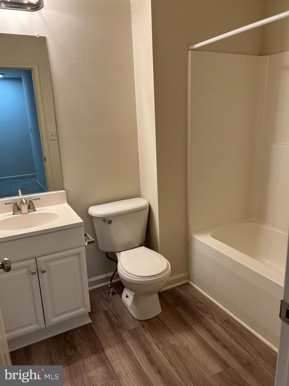 Building Photo - 110 Belladonna Ln