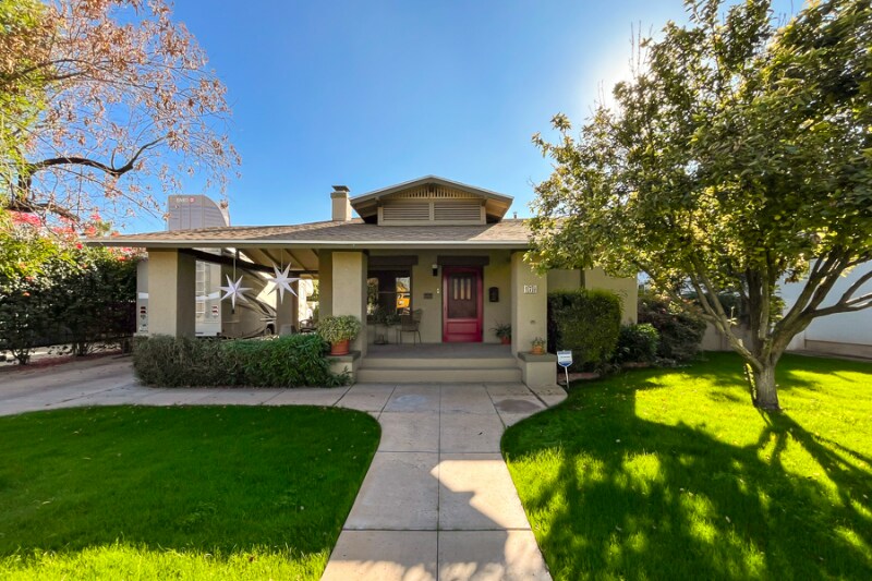 Foto principal - 79 W Cypress St