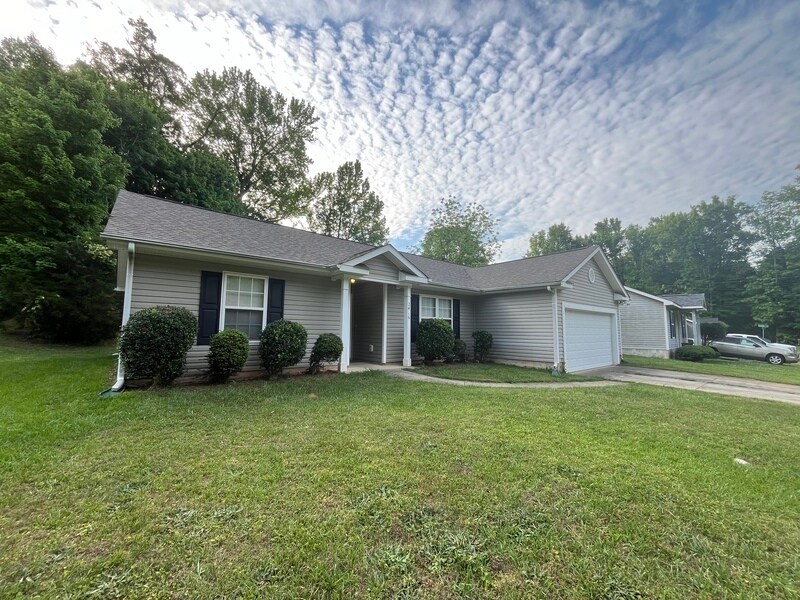 Primary Photo - 2416 Faircreek Ct