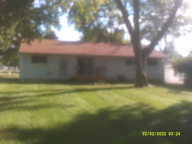 Building Photo - 722 Summit St