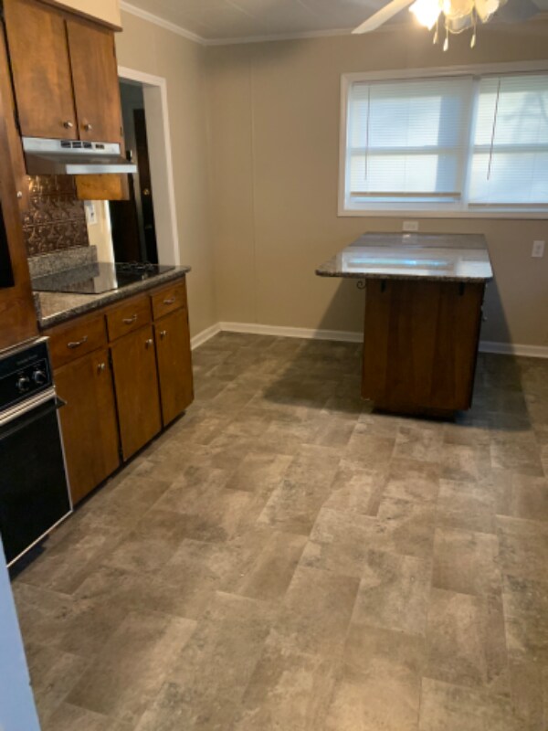 Foto del edificio - 1993 Liberty Dr