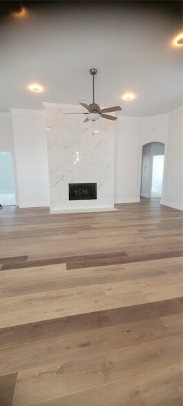 Foto del edificio - 5709 Maidstone Dr