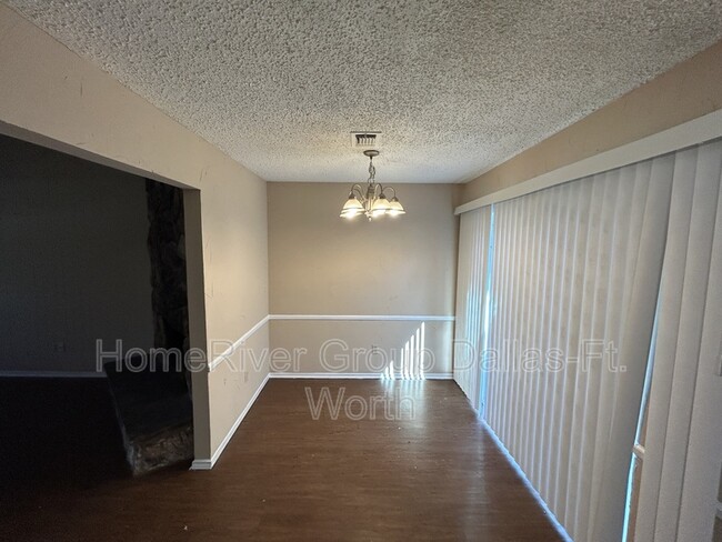 Building Photo - 616 Taylor Ct