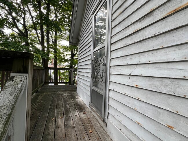 Foto del edificio - 909 Stratford Ave