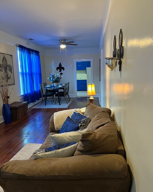 Foto del edificio - 2537 Jasmine St
