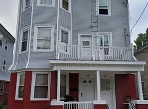Building Photo - 73 Glenham St