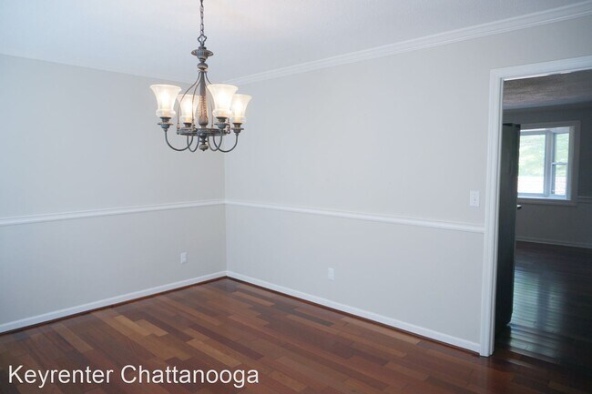 Building Photo - 4 br, 2.5 bath House - 2949 Old Britain Ci...