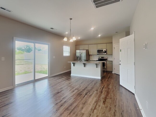 Foto del edificio - 1046 Cloverdale CT