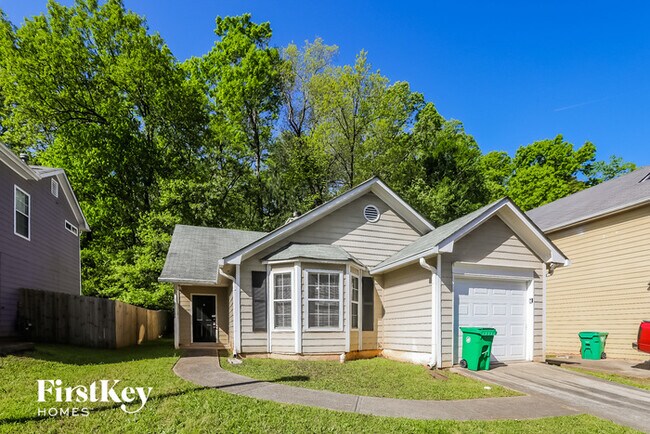 Building Photo - 3733 Oakwood Manor
