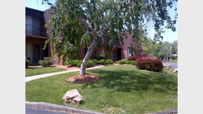 Building Photo - Arbor Village Apartments