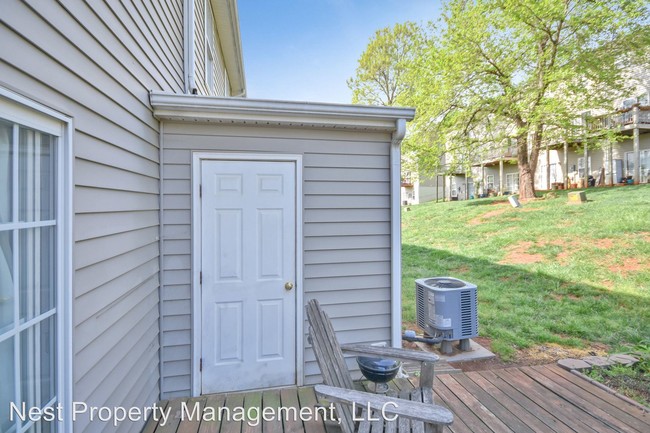 Foto del edificio - 3 br, 2 bath House - 100 Danbury Court