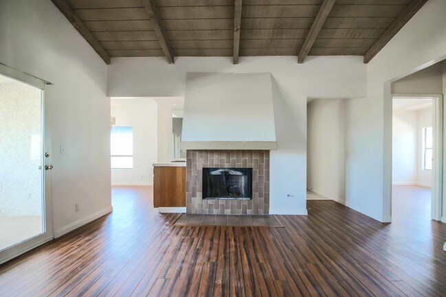 Building Photo - 2601 Red Rock St