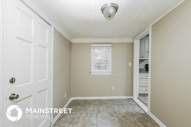 Foto del edificio - 1525 Effingham Rd