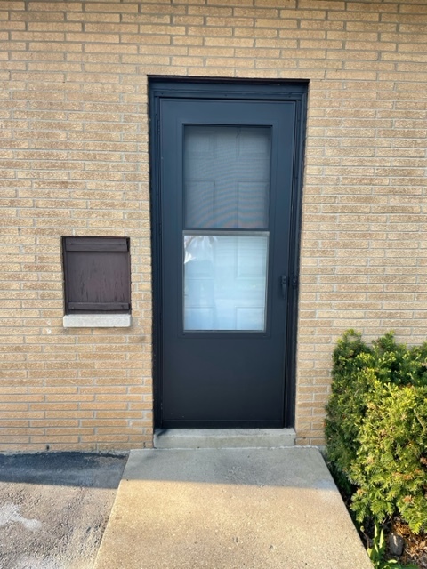 New door entrance - 10573 S Chicago Rd