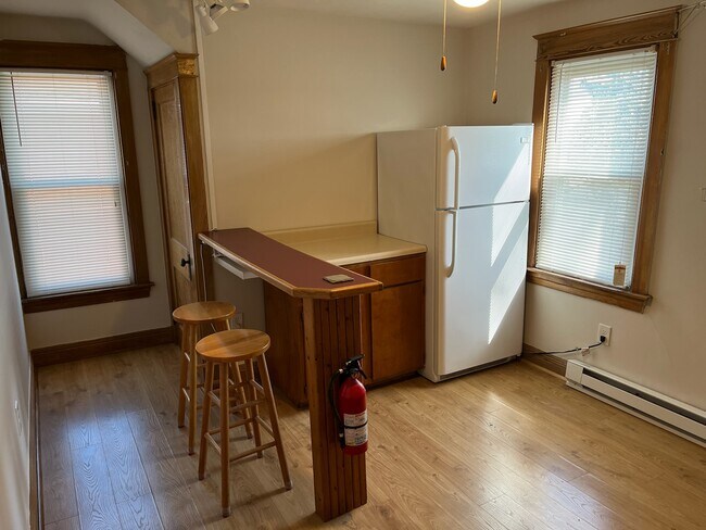 Kitchen - 322 Walnut St