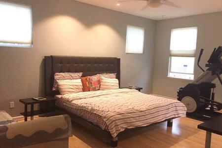 Foto del edificio - 4257 Rivermark Pkwy