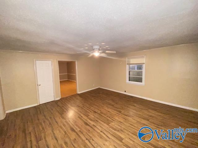 Foto del edificio - 2910 Battle Dr NW