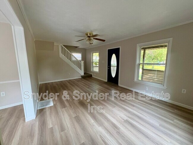 Foto del edificio - 605 Sackett Ave