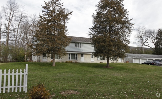 Kettle Cove Ct - 1621-1657 Kettle Cove Ct