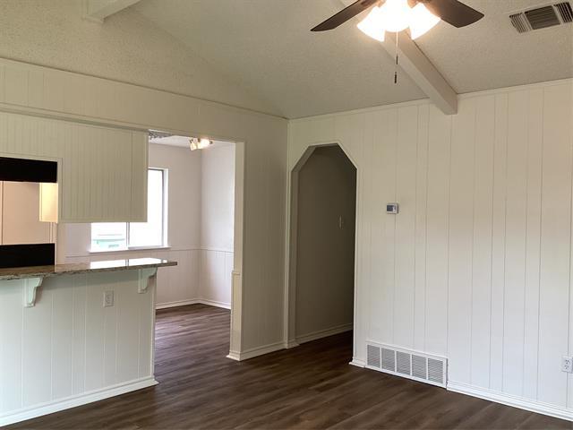 Building Photo - 6617 Richardson Dr