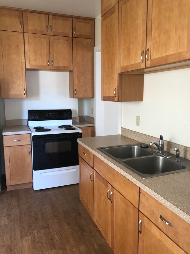 Foto principal - 1405 Clifton Pl
