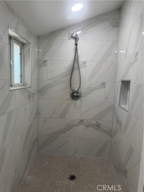 Foto del edificio - 2721 Tyler Ave