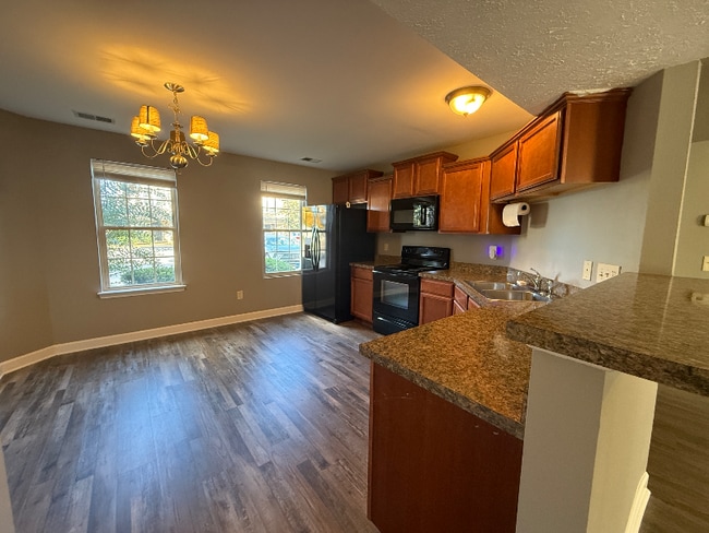 Building Photo - 5410 Perlou Ln