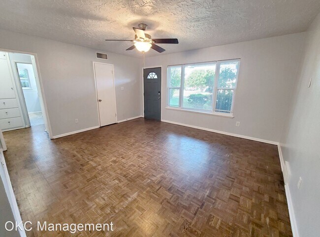 Foto del edificio - 4 br, 2 bath House - 807 N Berry Road