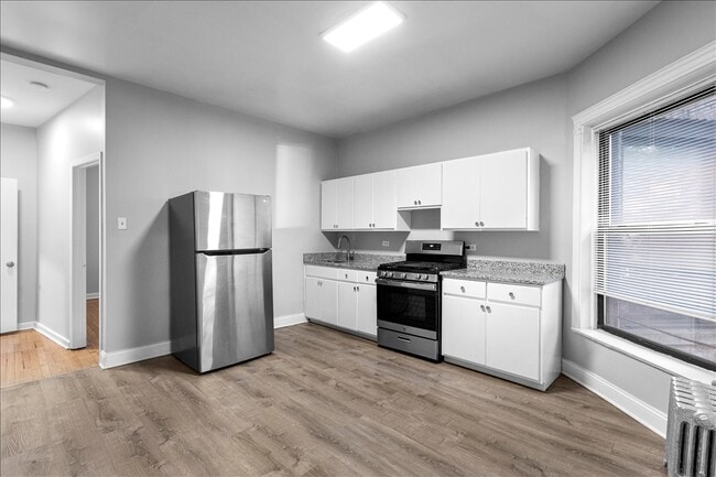 Building Photo - 5018 S Blackstone Ave